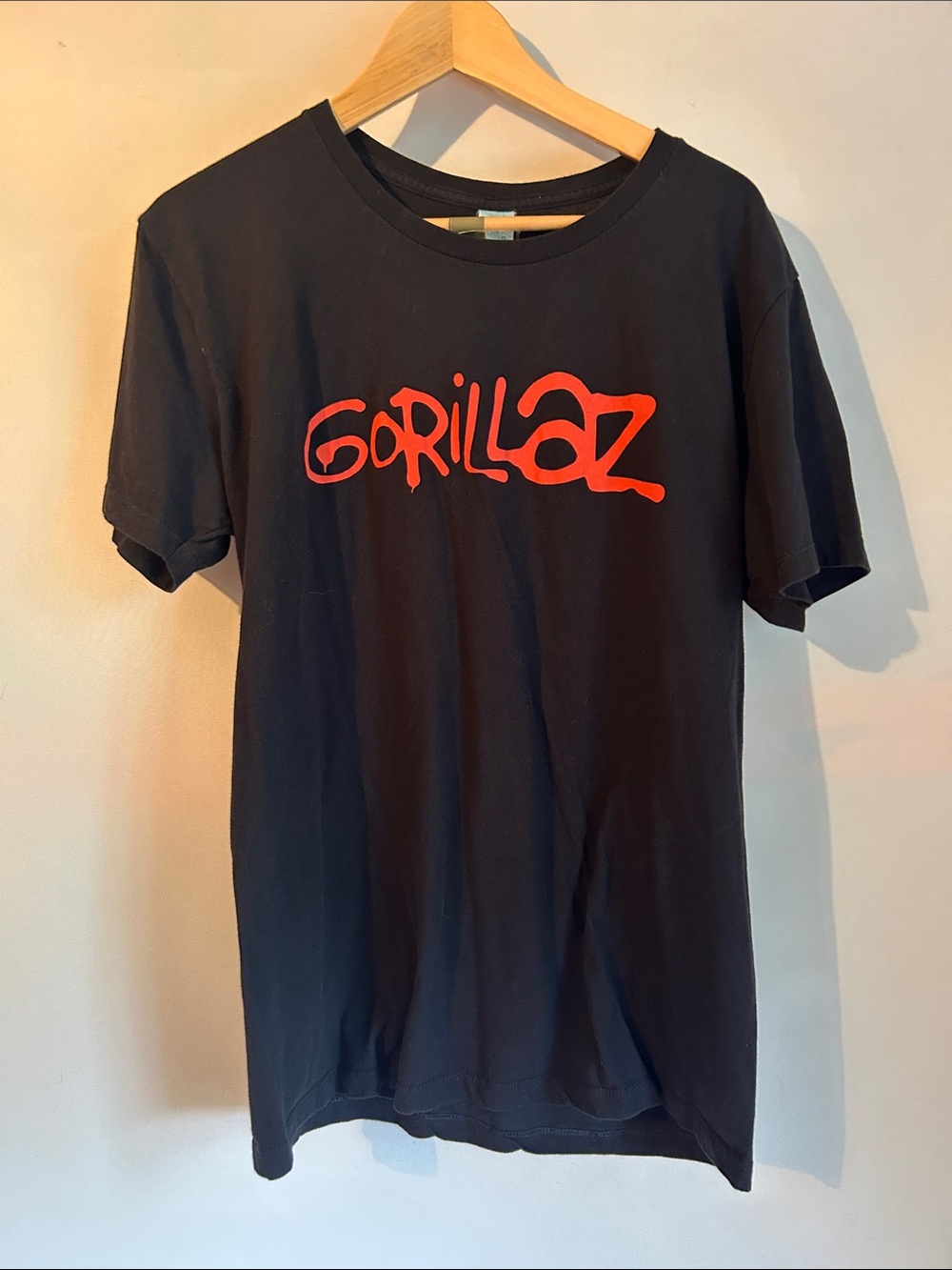 Gorillaz Logo Short Sleeve Tee - Black/Red size large made by Pacific